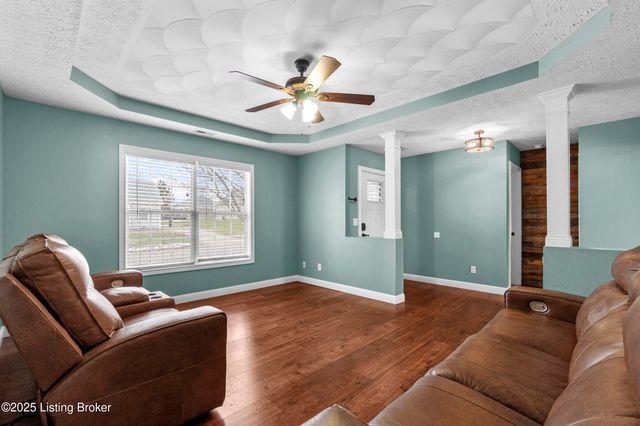 120 Alder Dr, Bardstown, KY 40004