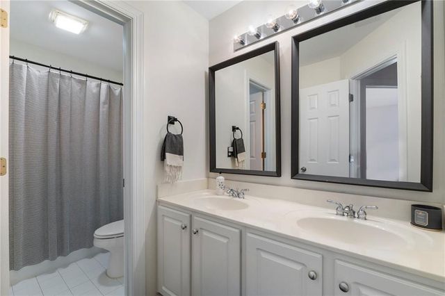 2751 Vinings Oak Drive SE, Atlanta, GA 30339