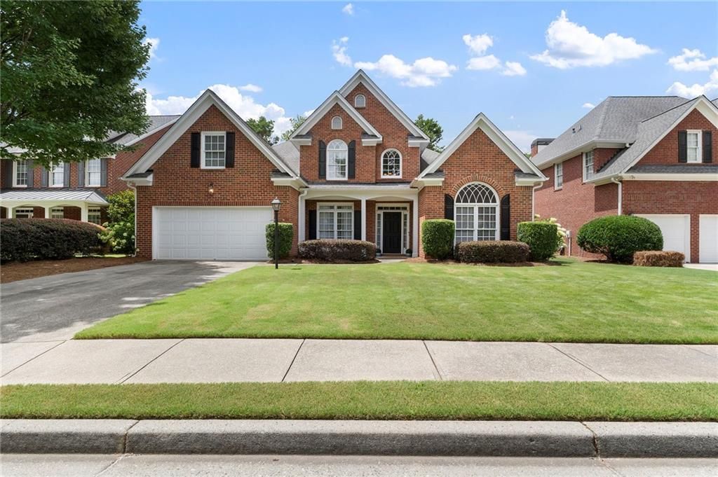 2751 Vinings Oak Drive SE, Atlanta, GA 30339