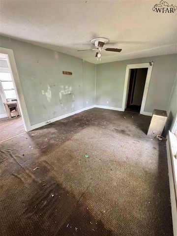 809 PARADISE STREET, Vernon, TX 76384