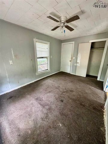 809 PARADISE STREET, Vernon, TX 76384