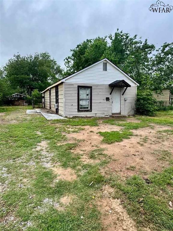 809 PARADISE STREET, Vernon, TX 76384
