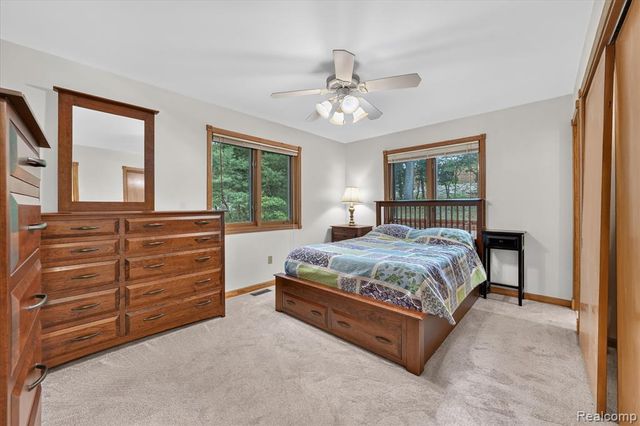 5001 Mohawk Avenue, Clarkston, MI 48348