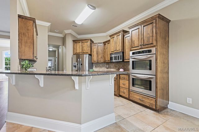 114 Brookstone Road, Wetumpka, AL 36093