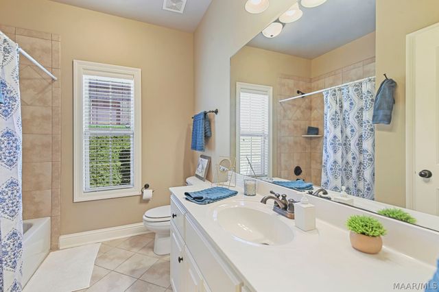 114 Brookstone Road, Wetumpka, AL 36093