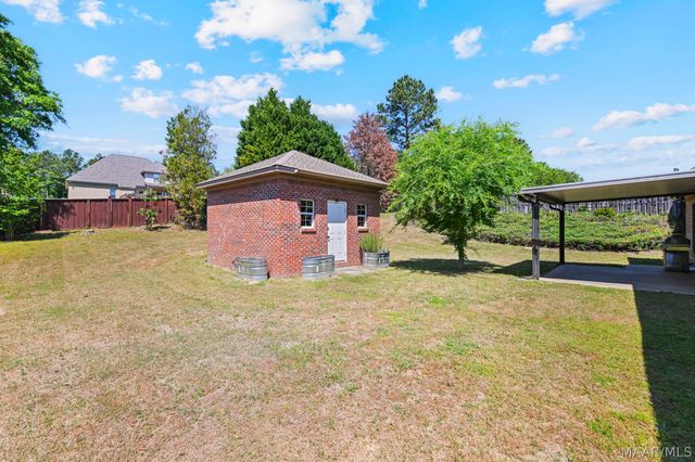 114 Brookstone Road, Wetumpka, AL 36093