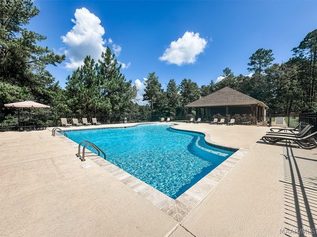 114 Brookstone Road, Wetumpka, AL 36093