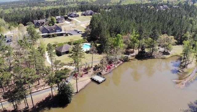 114 Brookstone Road, Wetumpka, AL 36093