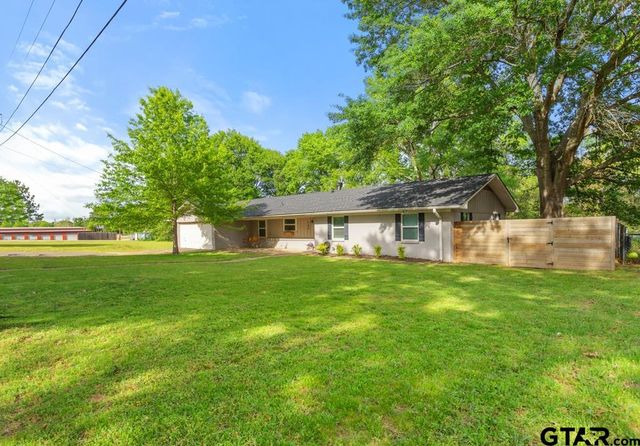 709 N GEORGIA St, Lindale, TX 75771