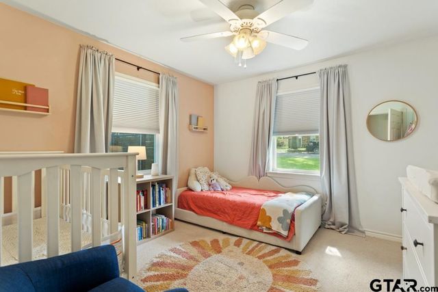 709 N GEORGIA St, Lindale, TX 75771