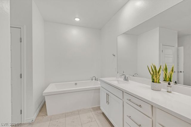 2555 Hampton Road 11203, Henderson, NV 89052
