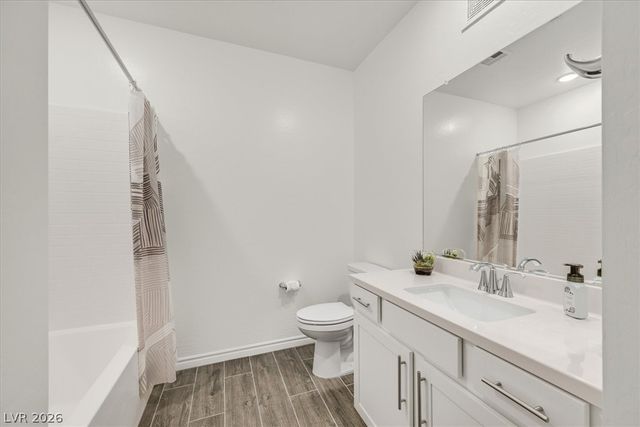 2555 Hampton Road 11203, Henderson, NV 89052