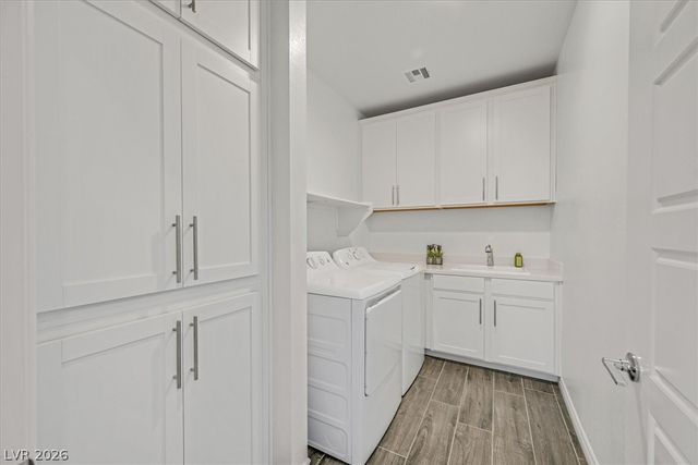 2555 Hampton Road 11203, Henderson, NV 89052