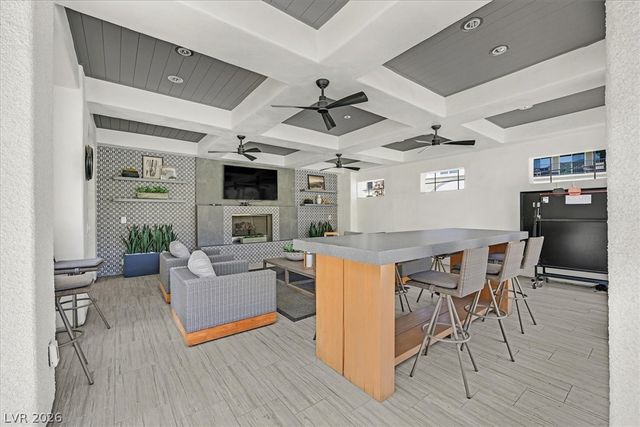 2555 Hampton Road 11203, Henderson, NV 89052