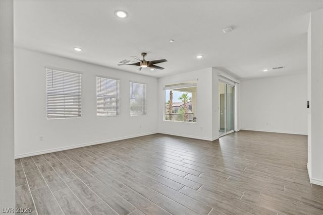 2555 Hampton Road 11203, Henderson, NV 89052