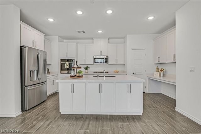 2555 Hampton Road 11203, Henderson, NV 89052