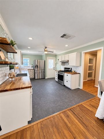 645 Mcclendon St, Corpus Christi, TX 78404