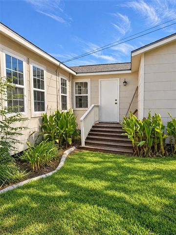 645 Mcclendon St, Corpus Christi, TX 78404
