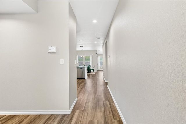 8121 Cattlemen Dr, Corpus Christi, TX 78414