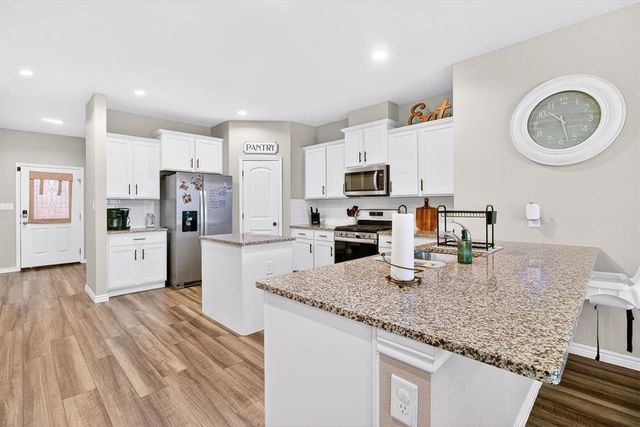 8121 Cattlemen Dr, Corpus Christi, TX 78414