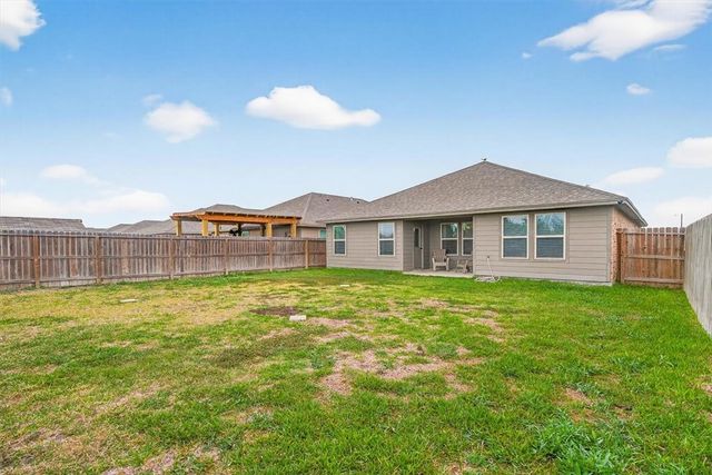 8121 Cattlemen Dr, Corpus Christi, TX 78414