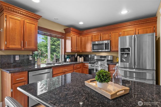 1625 185th Street Ct E, Spanaway, WA 98387
