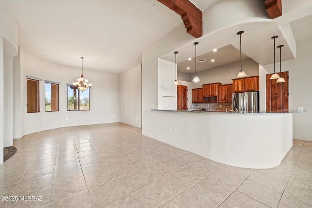 1547 S Walnut Spring Place, Green Valley, AZ 85614