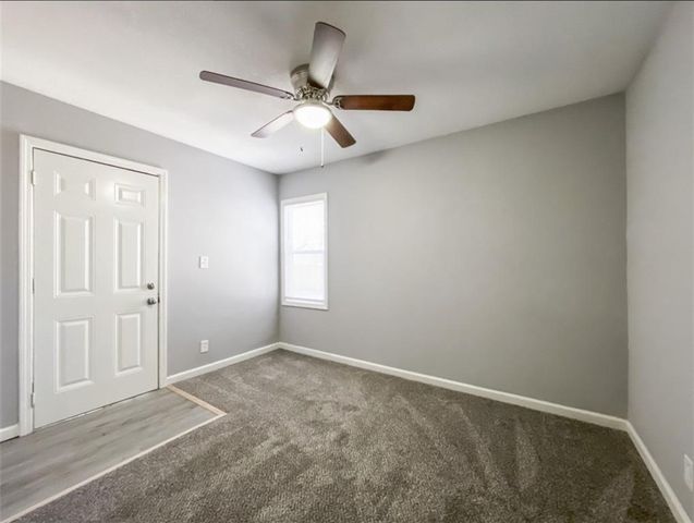 11426 Applewood Drive, Kansas City, MO 64134