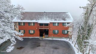 429 Deer Path Lane, Gatlinburg, TN 37738