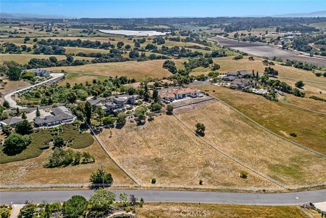 272 Candice Court, Arroyo Grande, CA 93420