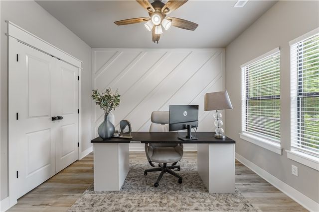 16 Hawthorn Lane, Bella Vista, AR 72715