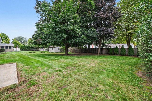 5311 Heritage Drive, Saginaw Twp, MI 48603