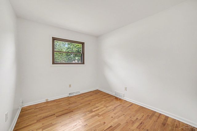 5311 Heritage Drive, Saginaw Twp, MI 48603
