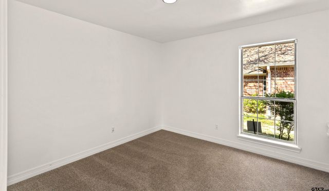 3409 Pebblebrook Dr., Tyler, TX 75707