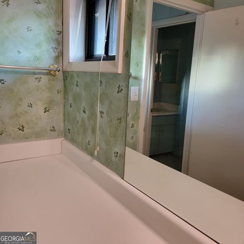 7 Quail Run, Decatur, GA 30035