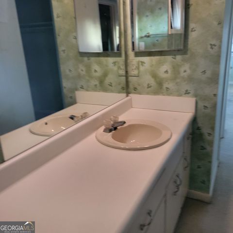 7 Quail Run, Decatur, GA 30035