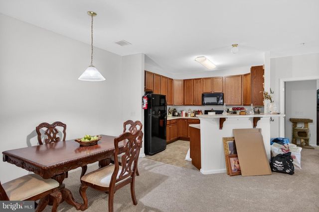 526 TIMBERLAKE DR, Ewing, NJ 08618