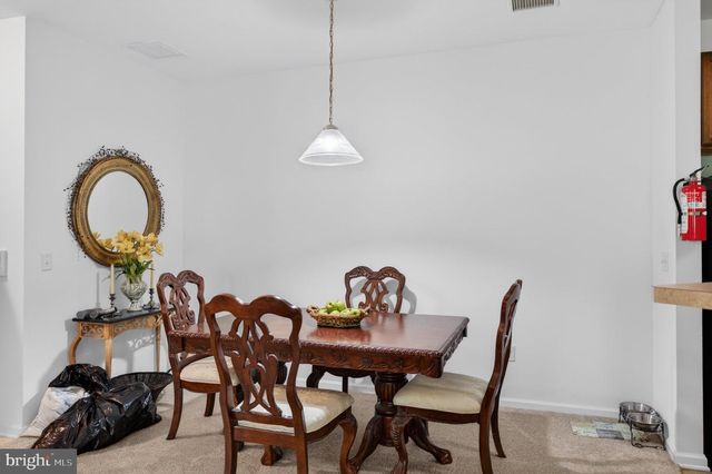 526 TIMBERLAKE DR, Ewing, NJ 08618