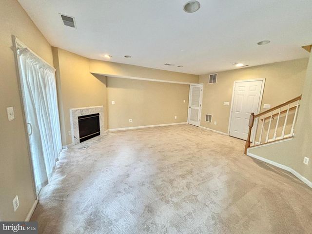 1117 KEOKUK TER NE, Leesburg, VA 20176