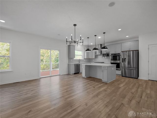 8705 Quietwood Lane, Cleves, OH 45002