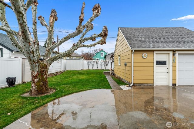 1020 Harvard Avenue, Wenatchee, WA 98801