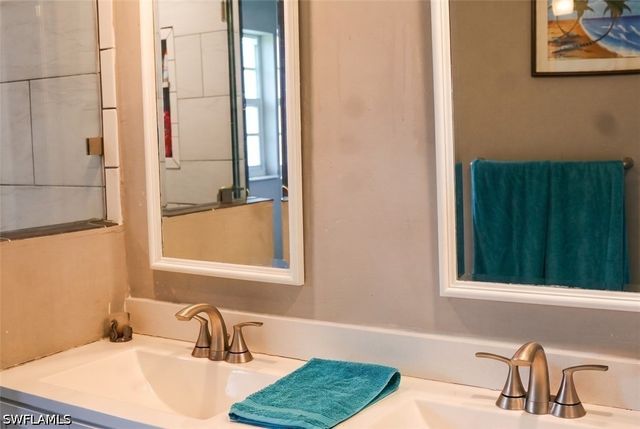 1145 Moon Lake DR, Naples, FL 34104