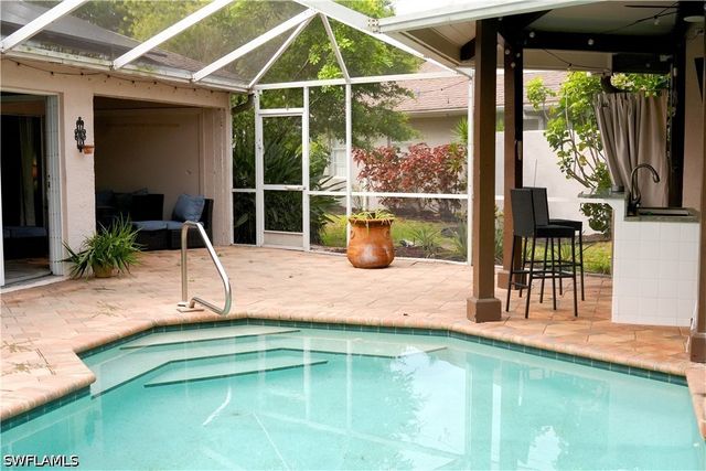 1145 Moon Lake DR, Naples, FL 34104