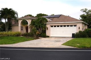 1145 Moon Lake DR, Naples, FL 34104