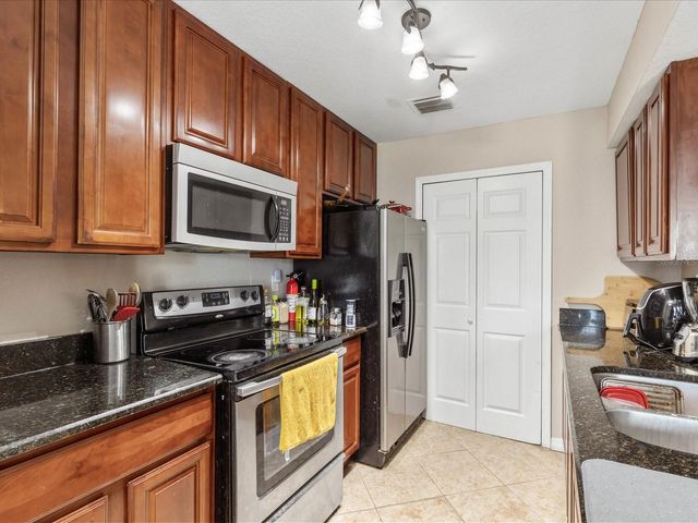 2550 N ALAFAYA TRAIL 9201, Orlando, FL 32826