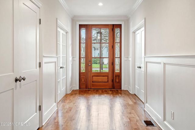 15 Buena Vista Avenue, Rumson, NJ 07760