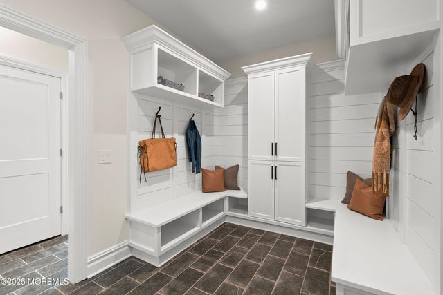 15 Buena Vista Avenue, Rumson, NJ 07760