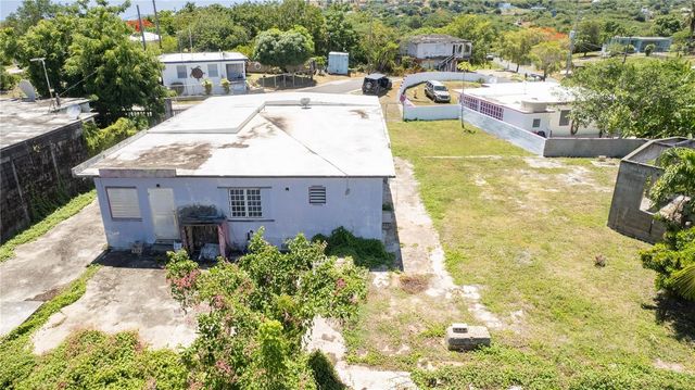 151 LOS CAOBOS, Vieques, PR 00765