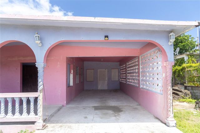 151 LOS CAOBOS, Vieques, PR 00765