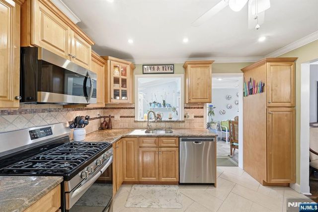 404 Prospect Avenue, Oradell, NJ 07649